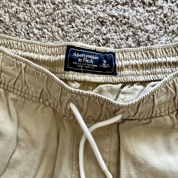 Mens Abercrombie & Finch shorts -Small - Picture 2 of 3